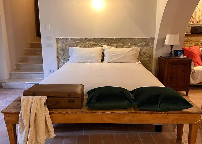 Lanternone Nel Borgo - Di Charme Con Giardino Appartamento *