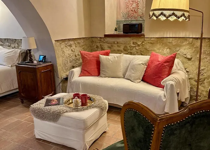 Lanternone Nel Borgo - Di Charme Con Giardino